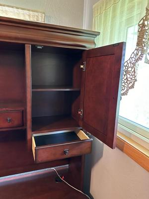 L SHAPED COMPUTER DESK WITH HUTCH PLUS CHAIR AND OFFICE SUPPLIES