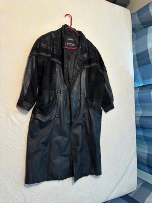 LADIES WILSON LINED LEATHER COAT SIZE XL