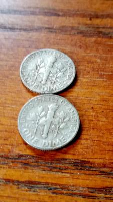 LOT 39 - TWO SILVER DIMES