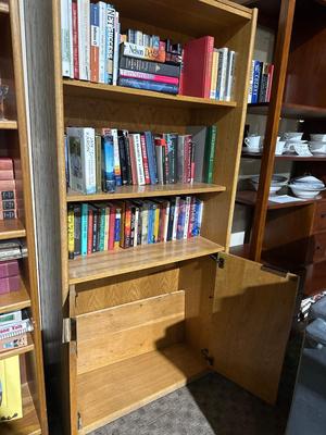 Storage bookshelf