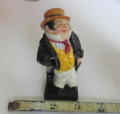 Vintage Royal Doulton Small Figurine, Capt Cuttle