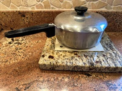 Vintage Magnalite Pot with Handle & Lid Aluminum 2 1/2 qt USA