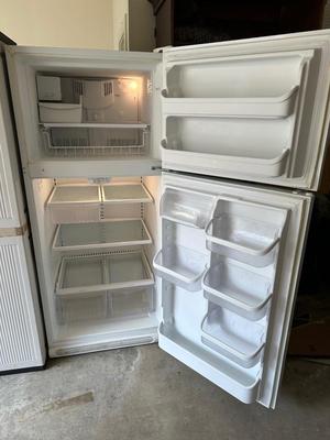 Frigidaire Top Freezer Refrigerator