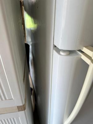 Frigidaire Top Freezer Refrigerator
