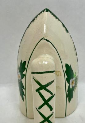Wall Sconce Ceramic Iron decorated with hand-painted flowers made in Japan