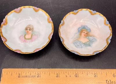 2 Miniature Plates Decorative Wall Plates Victorian Women made in France