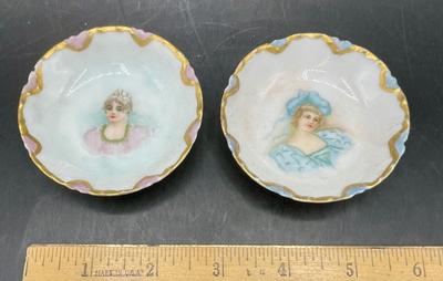 2 Miniature Plates Decorative Wall Plates Victorian Women made in France