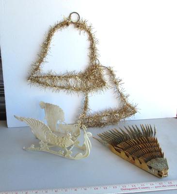 Tinsel Wrapped Wire Bells, Sleigh and Paper Ornament