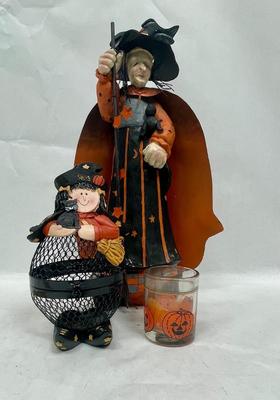 2 Halloween Witches