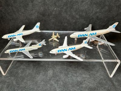Lot 68. Vintage Pan Am Lot