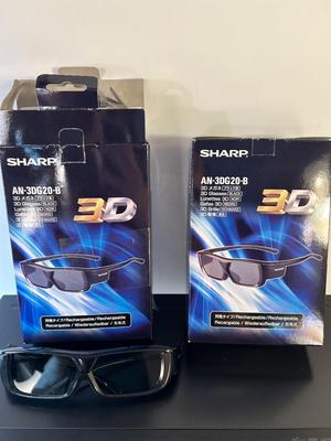 Lot 83. LG Smart 3D Blu-ray w/ 3D Glasses