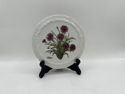 Andrea by Sadek “Chives” Decorative Hanging Plate