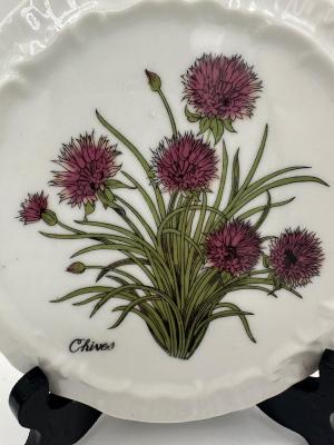 Andrea by Sadek “Chives” Decorative Hanging Plate