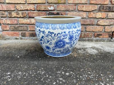 Chinese Blue And White Porcelain Planter