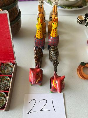 10 Safari Style Napkin Holders