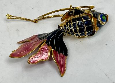 4 pc lot - fish dangler and butterfly pins