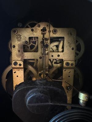 SETH THOMAS Mantle Clock with Key