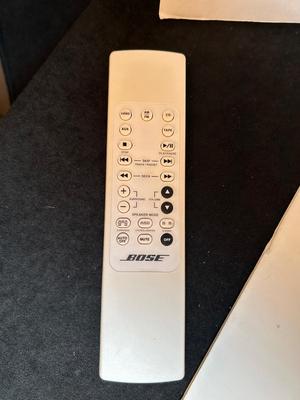 Lot 87. Bose Lifestyle Model 5 Music Center and 5 Speakers