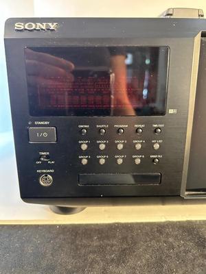 Lot 91. Sony MegaStorage 300 CD player