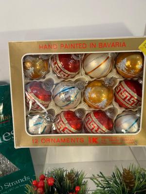 Lot 104. Christmas Assortment