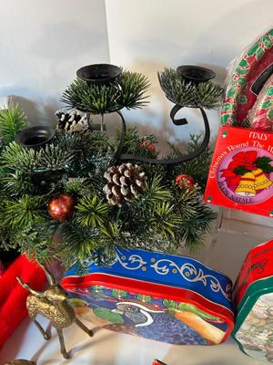 Lot 106. Chirstmas Assortment