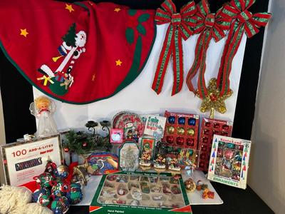 Lot 106. Chirstmas Assortment