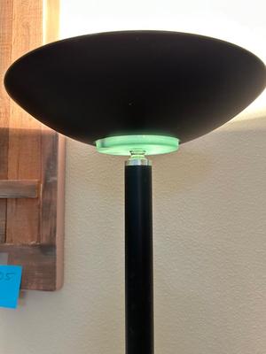 Lot 140. Floor Lamp