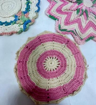 5 Item Doily Lot