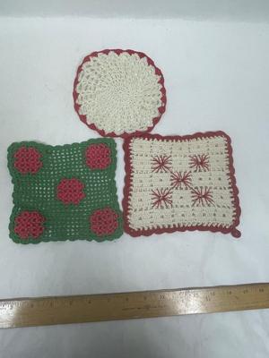 Vintage Doily Lot - 3 Items