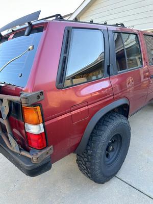 1992 4WD NISSAN PATHFINDER 228K **NO RESERVE**