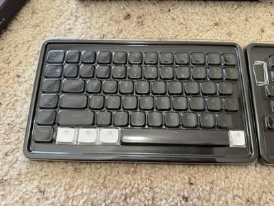 CABLE COMBS, POWER SUPPLY SLEEVED CABLE, PBT KEYCAPS
