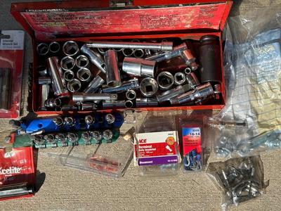 MANY SOCKETS, INTERNAL WRENCH SET AND MORE