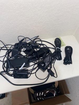 PHILLIPS GOLITE, WIRELESS CHARGER AND SEVERAL POWER ADAPTERS
