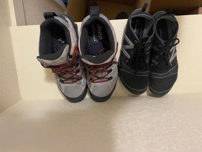 MERRELL JEEP HIKING BOOTS AND NEW BALANCE MINIMUS TRAIL RUNNING SHOES