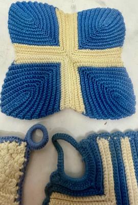 Vintage Knitted Potholders and trivet