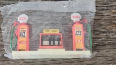 S H Filling Station H O Scale