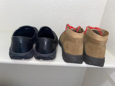 VERY NICE MEN'S KEENS SIZE 11