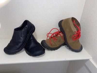 VERY NICE MEN'S KEENS SIZE 11