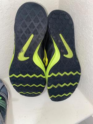 MEN’S NIKE CROSS TRAINERS AND BROOK’S TENNIS SHOES