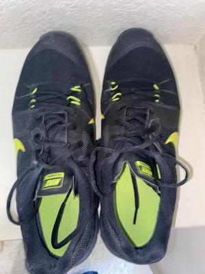 MEN’S NIKE CROSS TRAINERS AND BROOK’S TENNIS SHOES