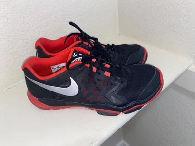 MEN’S NIKE CROSS TRAINERS AND BROOK’S TENNIS SHOES
