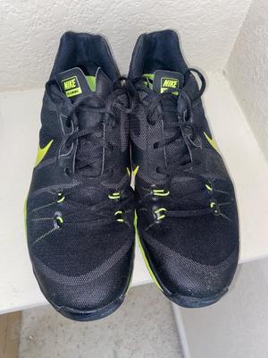 MEN’S NIKE CROSS TRAINERS AND BROOK’S TENNIS SHOES