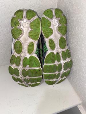 MEN’S NIKE CROSS TRAINERS AND BROOK’S TENNIS SHOES