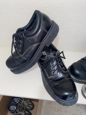 MENS DR. MARTINS AND SKECHERS SIZE 11 SHOES