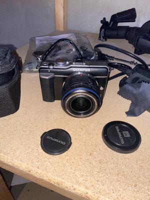 OLYMPUS PEN-E-PL1 DIGITAL CAMERA W/ EXTRA LENS AND TRIPOD