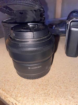 OLYMPUS PEN-E-PL1 DIGITAL CAMERA W/ EXTRA LENS AND TRIPOD