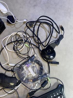 KEYBOARD, ROUTER AND VARIETY OF OTHER ELECTRONICS ITEMS