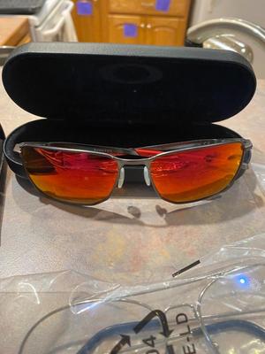 OAKLEY AND NIKE SUNGLASSES