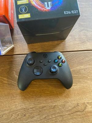 X-BOX GAMING CONTROLLER, COLLECTABLE MATCHBOX JEEP AND FIRE LIGHT BULB