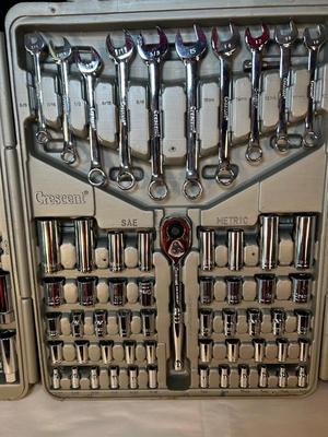 Lot 1 Crescent Tool Set 145 pcs